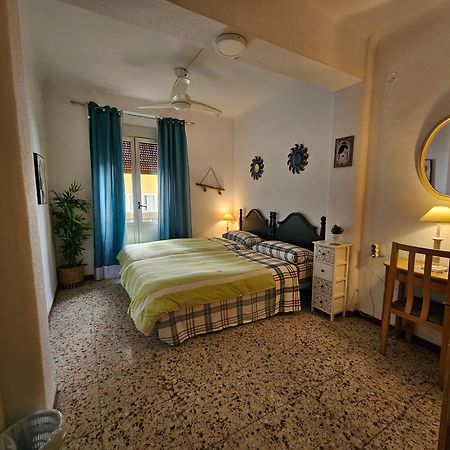Guest House Capitan Meca 阿利坎特 外观 照片