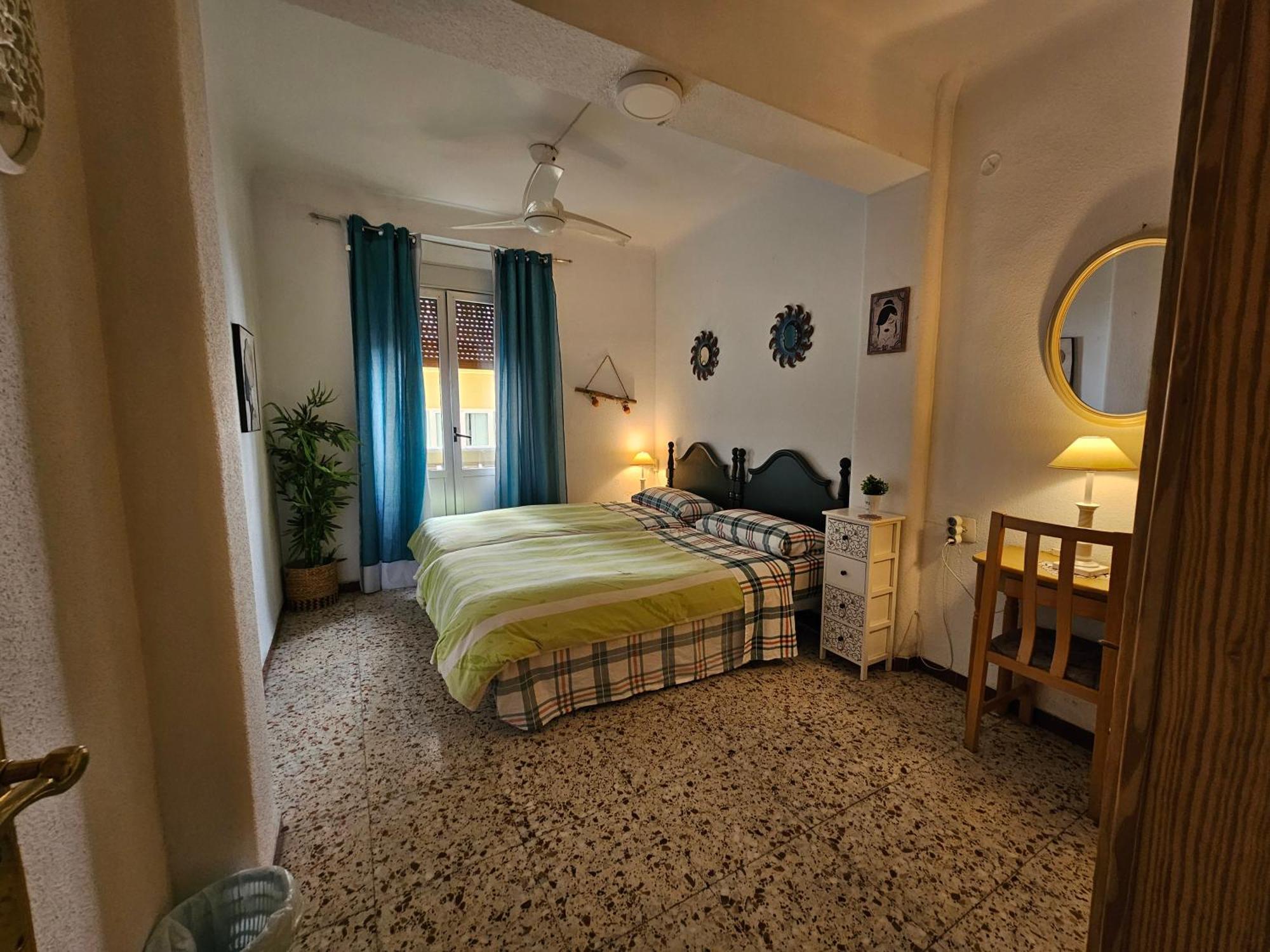 Guest House Capitan Meca 阿利坎特 外观 照片